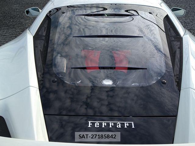 Ferrari F8 Tributo 2022-08 426859-5