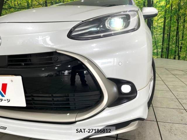 Toyota AQUA 2023-02 260365-12