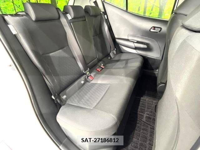 Toyota AQUA 2023-02 260365-9