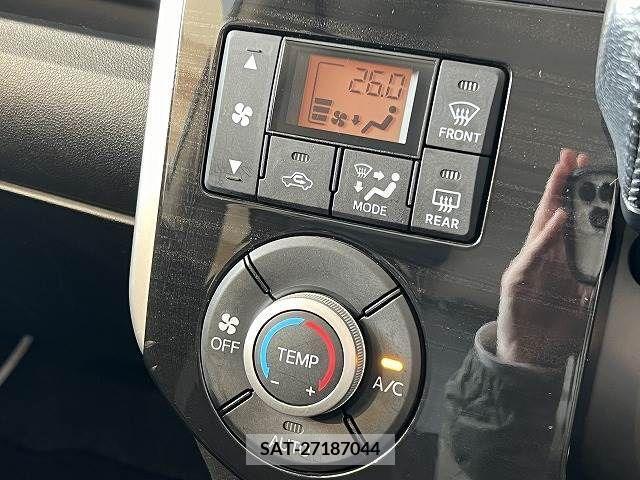 Daihatsu TANTO CUSTOM 2015-12 213972-11