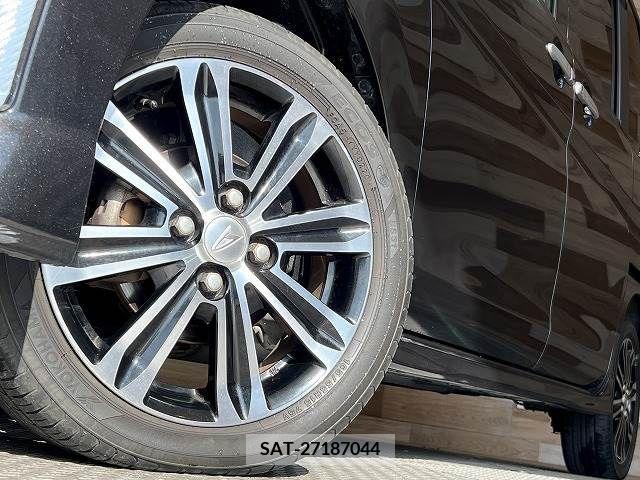 Daihatsu TANTO CUSTOM 2015-12 213972-9