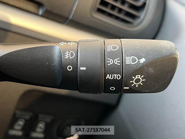 Daihatsu TANTO CUSTOM 2015-12 213972-4