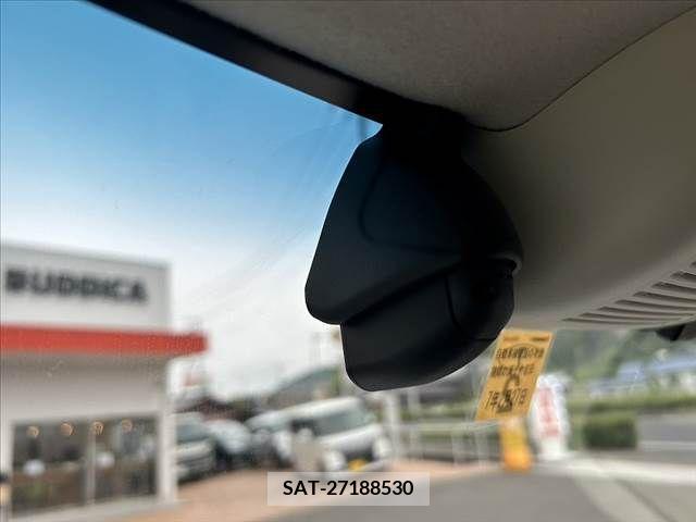 Honda N BOX 2022-02 380720-27