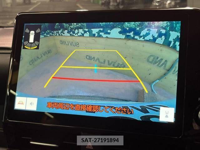 Toyota NOAH 2023-08 385037-4