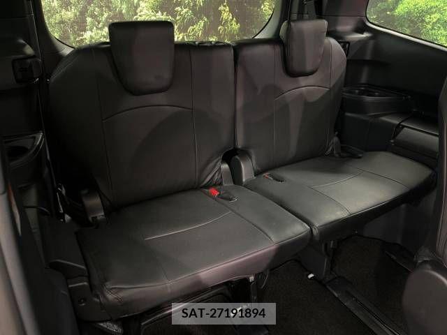 Toyota NOAH 2023-08 385037-13