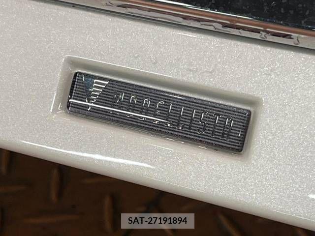 Toyota NOAH 2023-08 385037-2