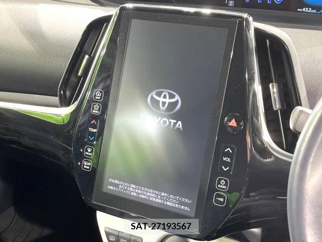 Toyota PRIUS PHV 2018-03 215423-5