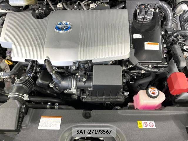Toyota PRIUS PHV 2018-03 215423-19