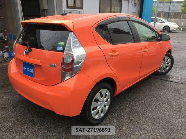 Toyota AQUA 2012-05 292139-2