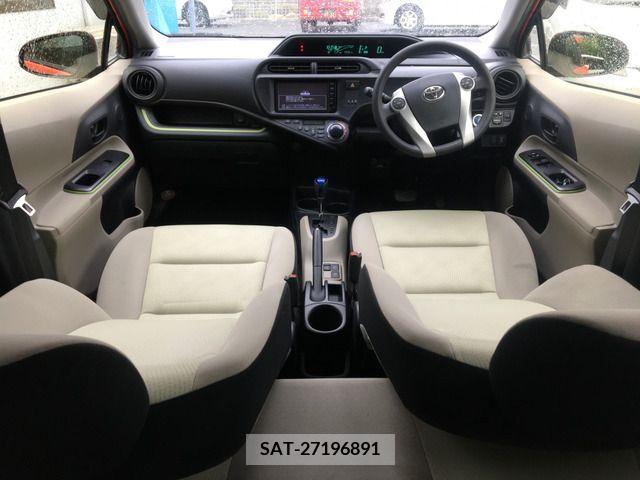 Toyota AQUA 2012-05 292139-5