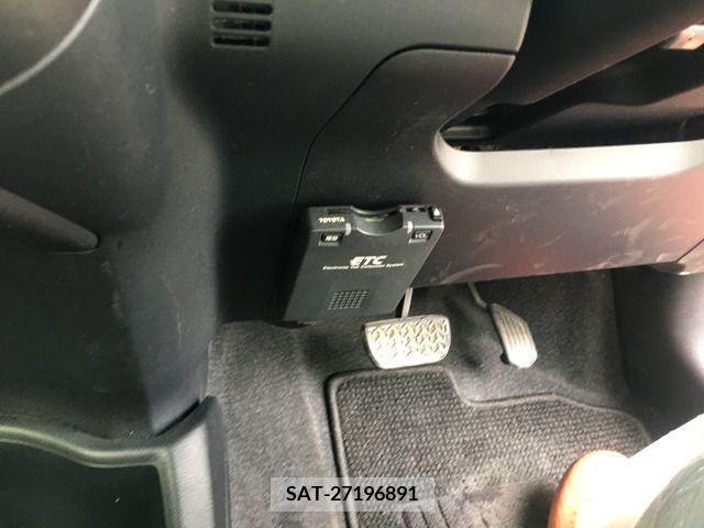 Toyota AQUA 2012-05 292139-6