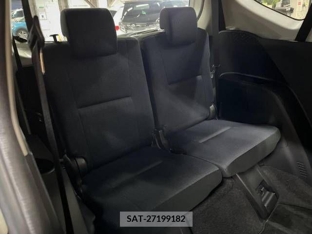 Toyota SIENTA 2016-10 215807-10