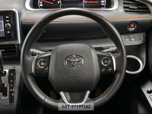 Toyota SIENTA 2016-10 215807-12