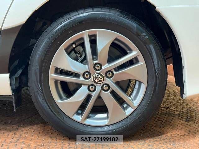 Toyota SIENTA 2016-10 215807-14
