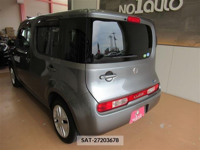 Nissan CUBE 2011-07 203989-3