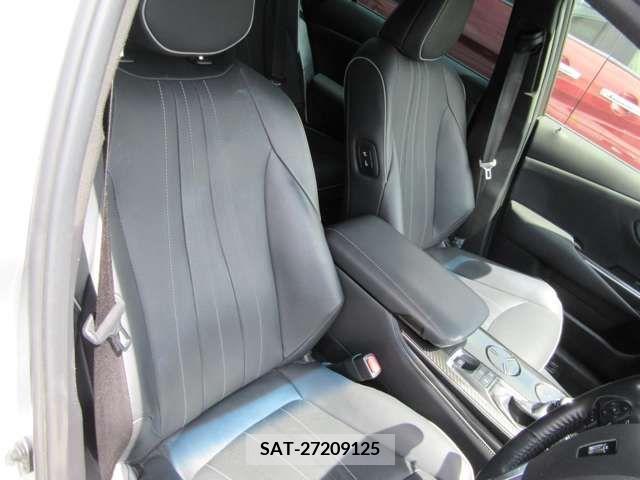 Toyota CROWN 2019-05 266351-17