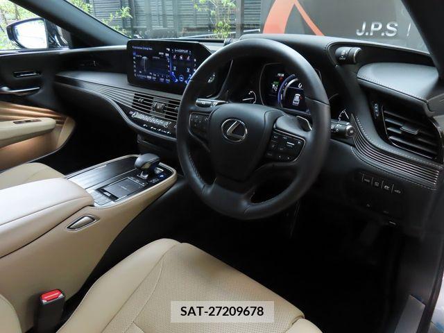 Lexus LS 2021-03 275467-17