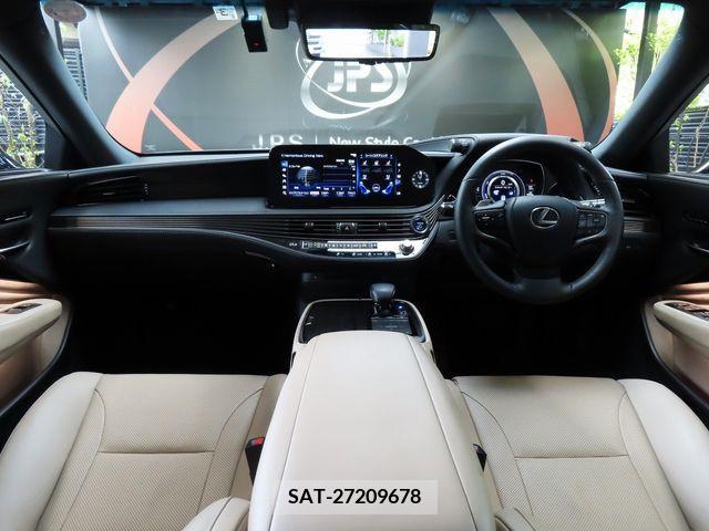 Lexus LS 2021-03 275467-2