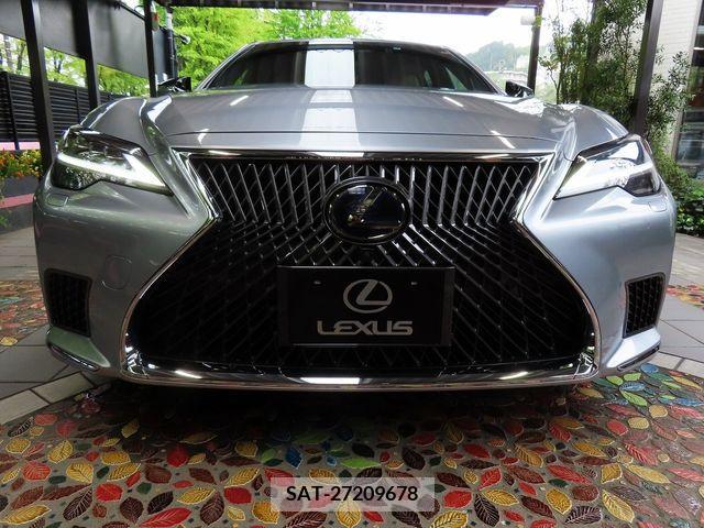 Lexus LS 2021-03 275467-3