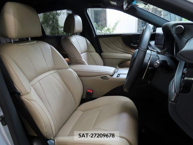 Lexus LS 2021-03 275467-19
