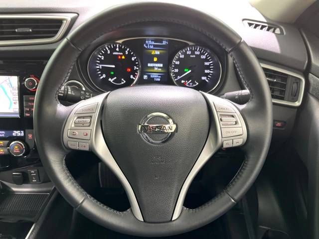 Nissan X-TRAIL 2015-01 185348-14