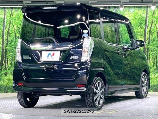 Nissan ROOX 2018-04 323869-17