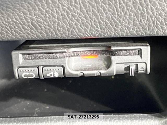 Nissan ROOX 2018-04 323869-7