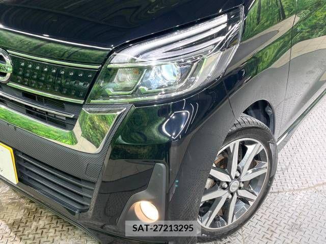 Nissan ROOX 2018-04 323869-12