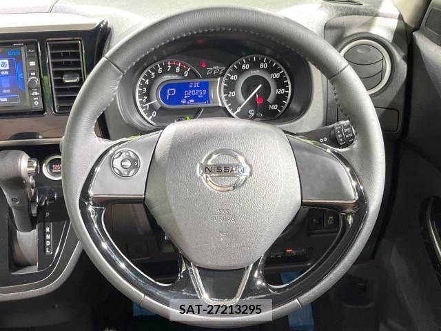 Nissan ROOX 2018-04 323869-11