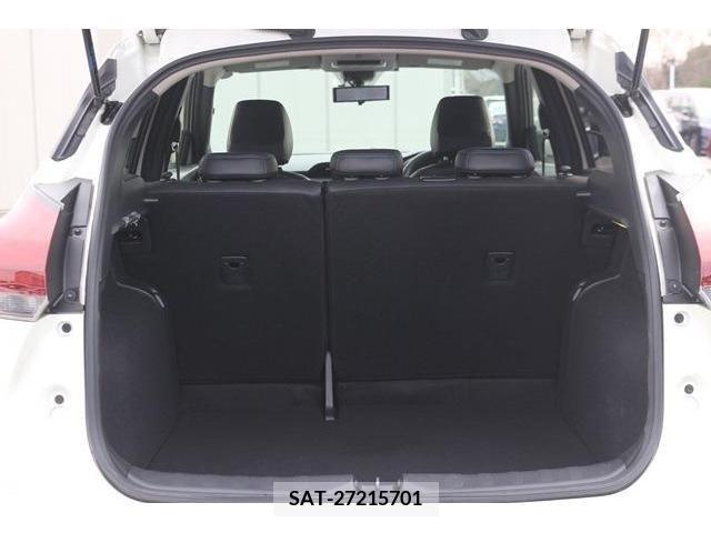 Nissan KICKS 2021-06 231558-16