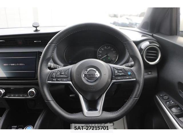 Nissan KICKS 2021-06 231558-15