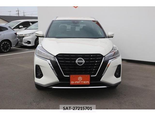 Nissan KICKS 2021-06 231558-5