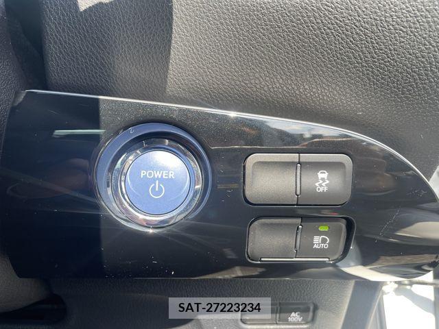 Toyota PRIUS 2021-07 221835-16