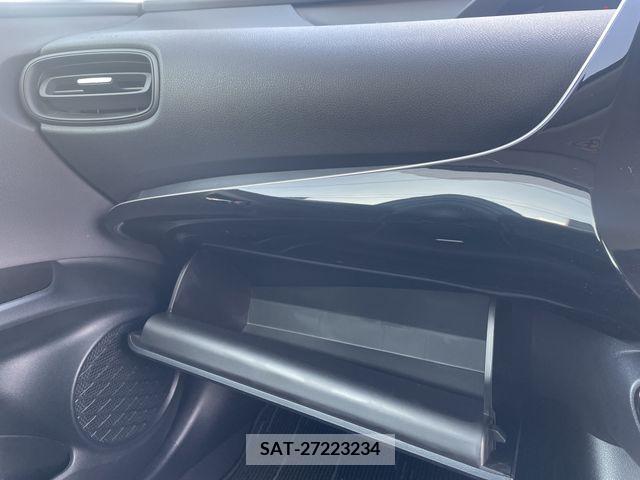 Toyota PRIUS 2021-07 221835-18