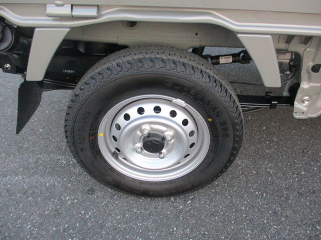 Suzuki CARRY TRUCK 2023-09 16835-10