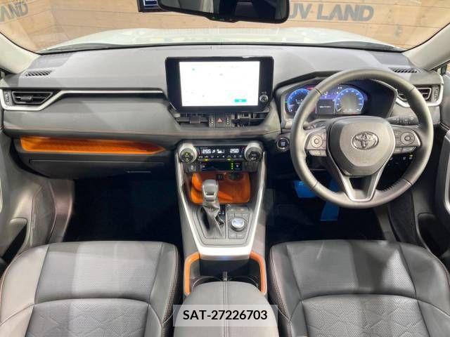 Toyota RAV4 2023-02 313220-1