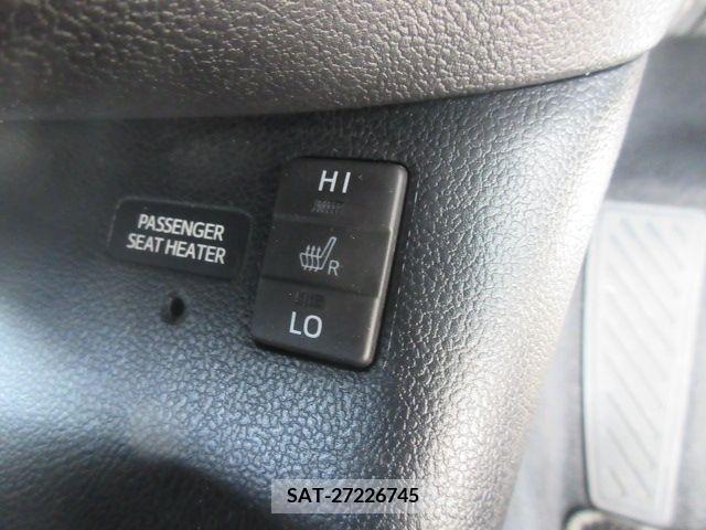 Toyota PRIUS PHV 2018-02 208864-18