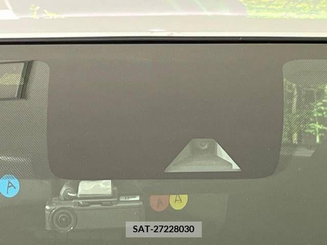 Nissan NOTE 2018-06 253374-2