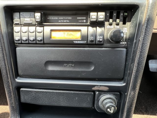 Nissan LAUREL 1989-01 7758-19