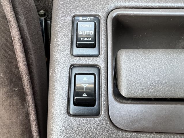 Nissan LAUREL 1989-01 7758-22