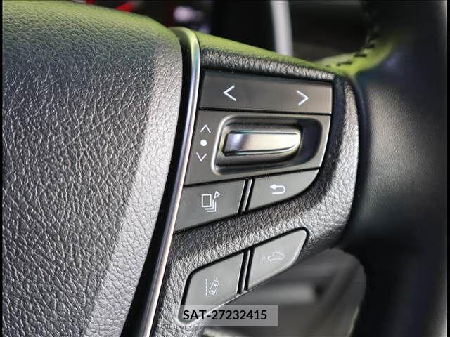Toyota VELLFIRE 2018-06 216206-10