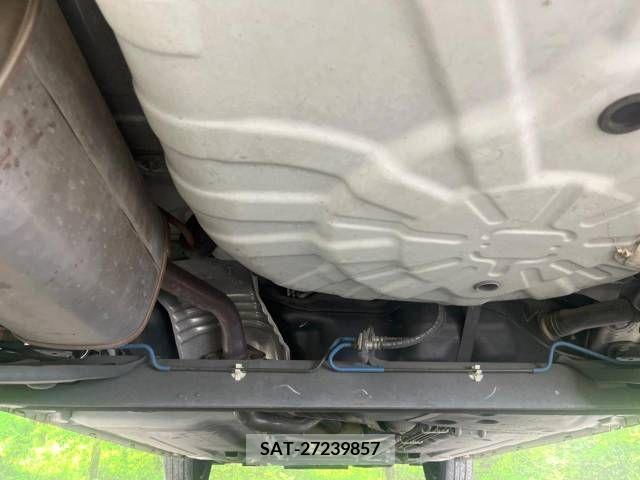 Nissan CUBE 2010-02 320695-19