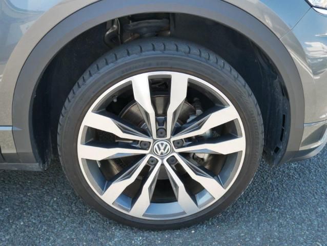VolksWagen T-ROC 2020-10 14019-13