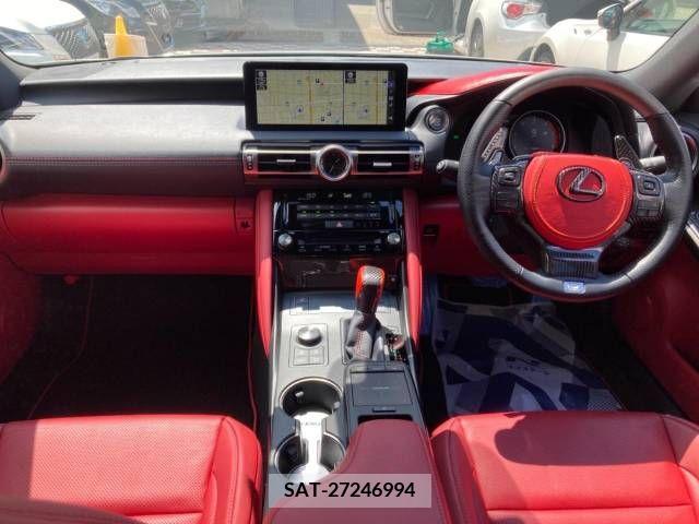 Lexus IS 2021-10 300017-1