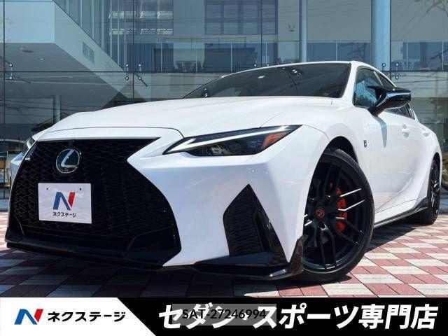 Lexus IS 2021-10 300017-0