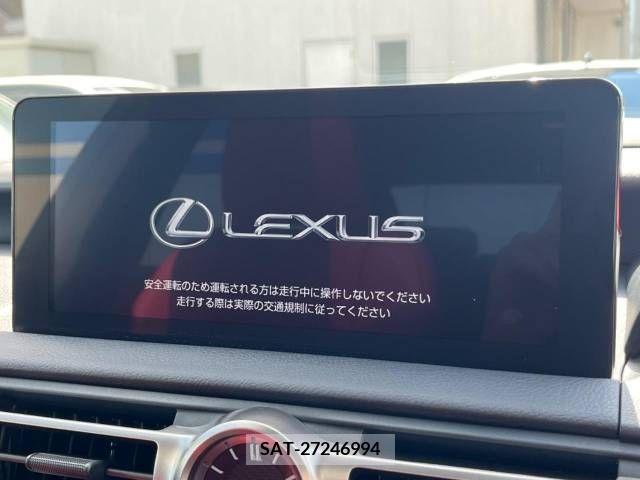 Lexus IS 2021-10 300017-5