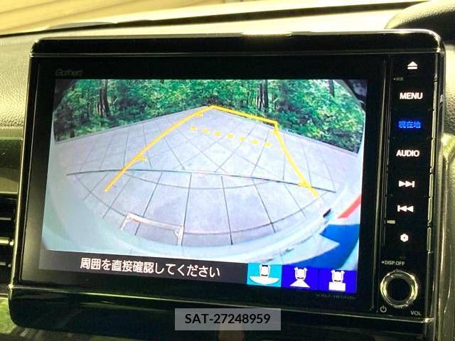 Honda N BOX CUSTOM 2018-02 307170-3