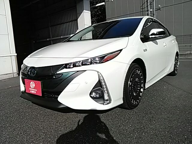 Toyota PRIUS PHV 2018-11 16584-0
