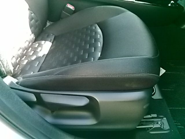 Toyota PRIUS PHV 2018-11 16584-16