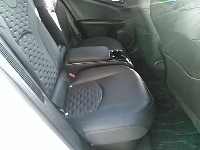 Toyota PRIUS PHV 2018-11 16584-17